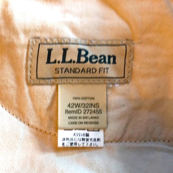 Men’s LL Bean fine-wale corduroy pants in 42/32 - Picture 2 of 5